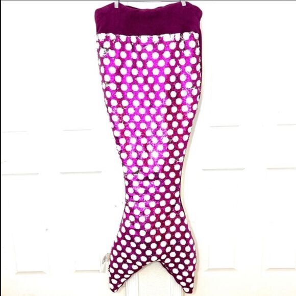 Cynthia Rowley Sequin Mermaid Tail Blanket Snuggle Tail Fuchsia Silver Kids - Picture 11 of 12